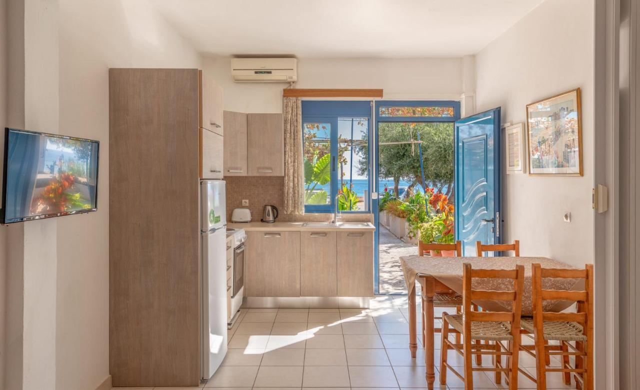 Akrogiali Studios Poros  Esterno foto